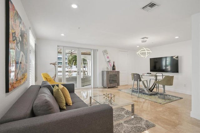 4 of 36 - 63 Isle Of Venice Dr 63, Fort Lauderdale, FL