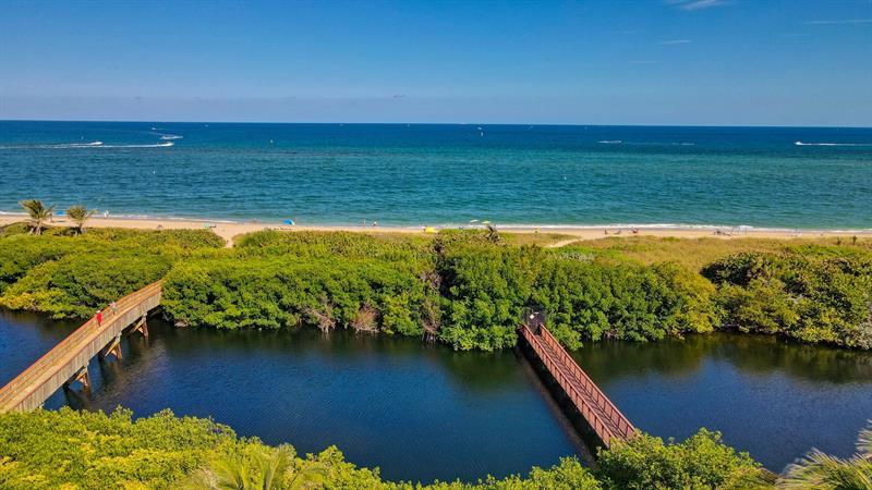 1776 Bay Dr, Pompano Beach