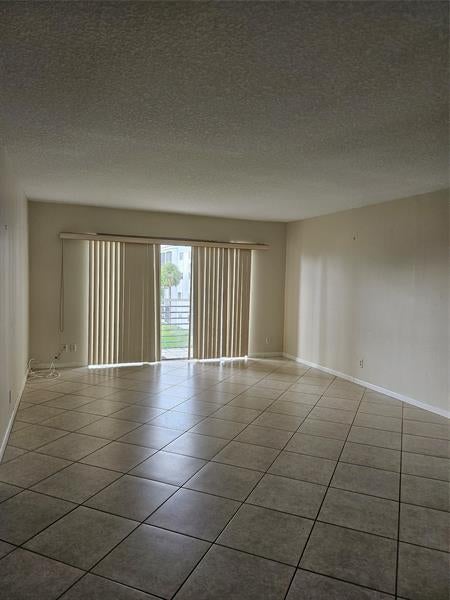 2 of 3 - 608 Ne 2nd St 341, Dania, FL