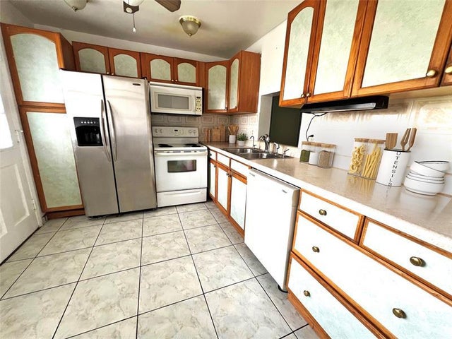 5 of 25 - 320 Ne 12th Ave 408, Hallandale, FL