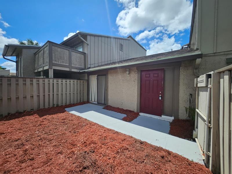 2221 Nw 59th Way 67-c, Fort Lauderdale