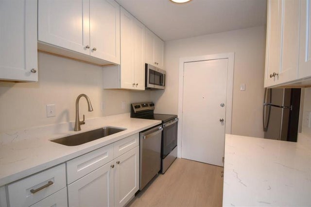 2 of 16 - 2220 Ne 68th St 1007, Fort Lauderdale, FL