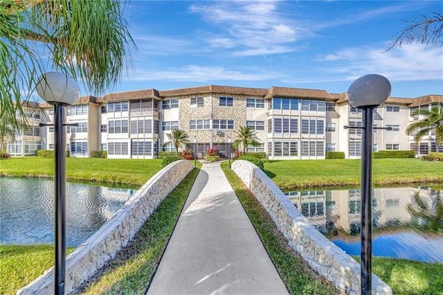 3 of 3 - N/A, Lauderdale Lakes, FL