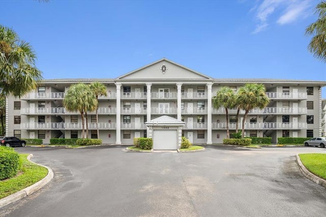 1 of 27 - 1502 Whitehall Dr 201, Davie, FL