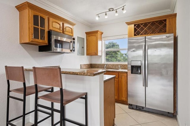 4 of 14 - 924 Se 2nd St 36, Fort Lauderdale, FL