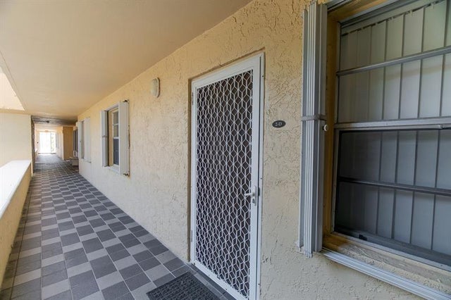 3 of 47 - 3581 S Ocean Blvd 2d, South Palm Beach, FL