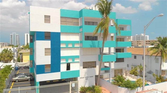 1 of 57 - 6941 Carlyle Ave 4c, Miami Beach, FL