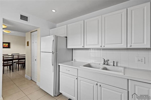 2 of 26 - 4191 Nw 41st St 316, Lauderdale Lakes, FL