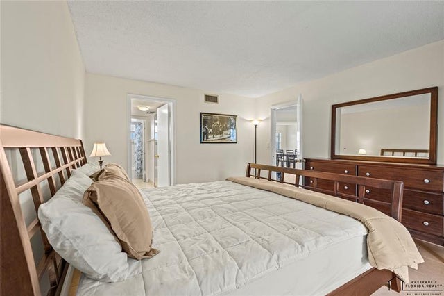 5 of 26 - 4191 Nw 41st St 316, Lauderdale Lakes, FL