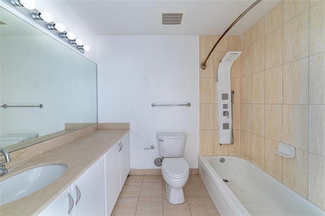 4 of 17 - 1750 N Bayshore Dr 1112, Miami, FL