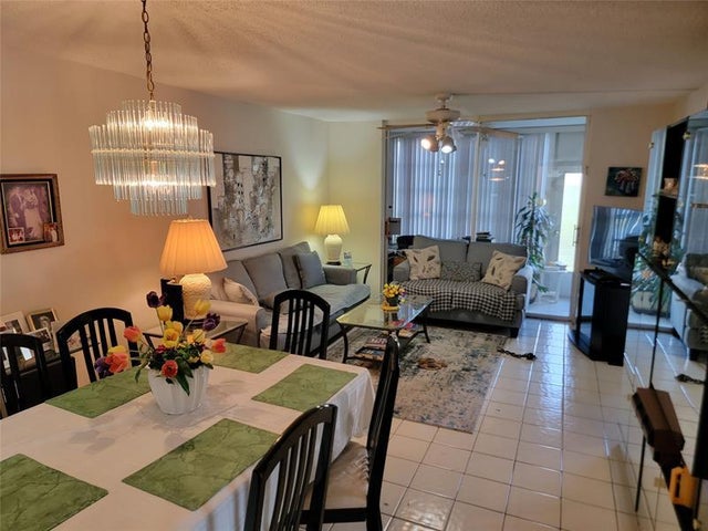 5 of 17 - 8950 Sunrise Lakes Blvd 112, Sunrise, FL