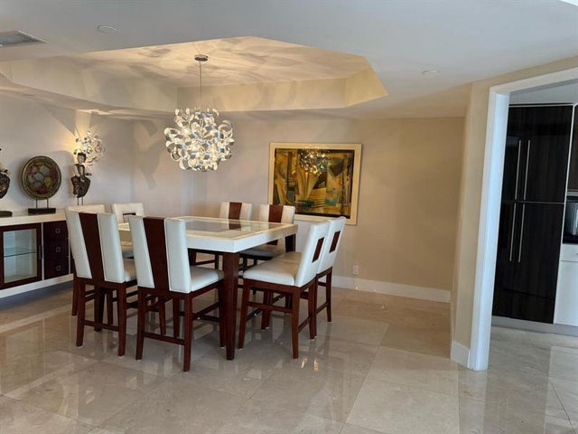 4 of 23 - 20185 E Country Club Dr 1202, Aventura, FL