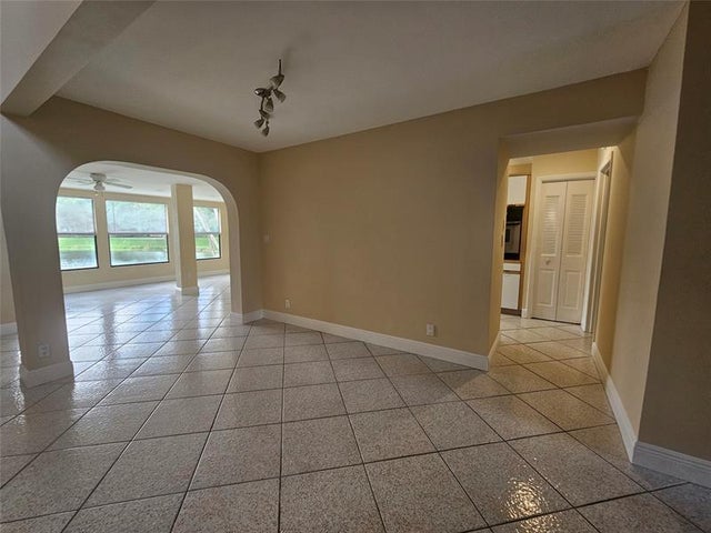 4 of 27 - 633 Deer Creek Lake Point North Ln, Deerfield Beach, FL