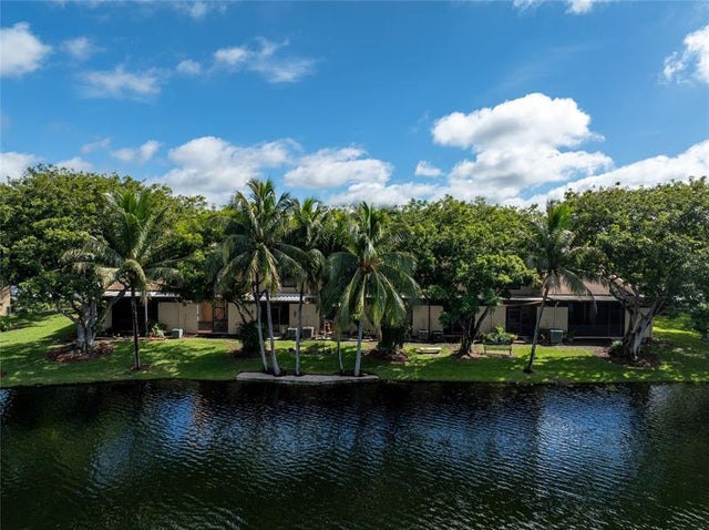 2 of 93 - 1448 Nw 97th Ter 283, Hollywood, FL