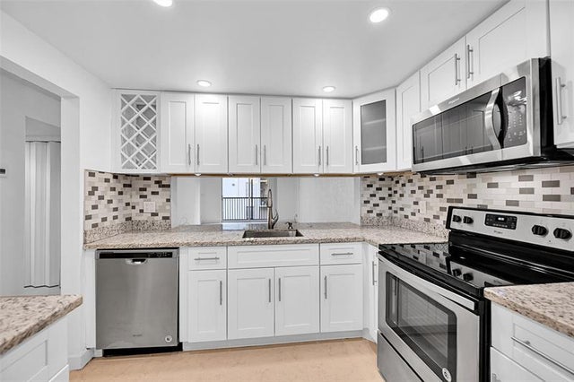 1 of 20 - 7173 Orange Dr 215b, Davie, FL