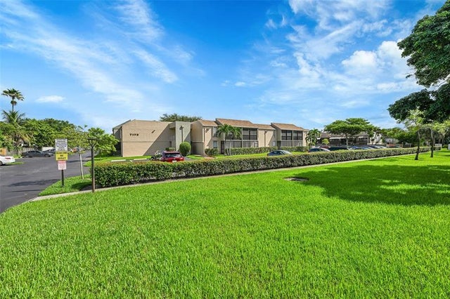 3 of 20 - 7173 Orange Dr 215b, Davie, FL
