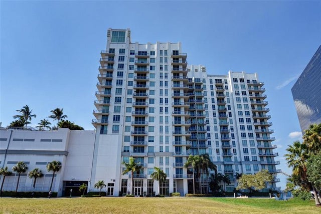 3 of 48 - 300 S Australian Ave 919, West Palm Beach, FL