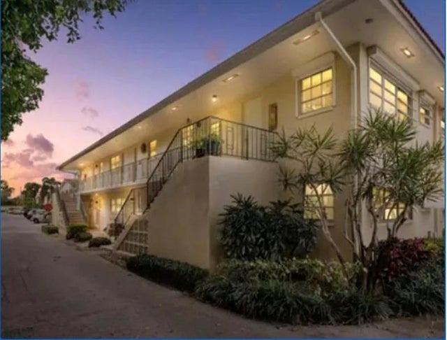 1 of 24 - 2134 Ne 36th St 82, Lighthouse Point, FL