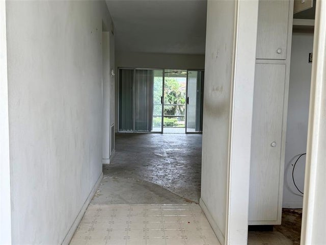 4 of 24 - 2134 Ne 36th St 82, Lighthouse Point, FL