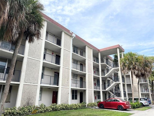 2650 Nw 49th Ave 125, Lauderdale Lakes