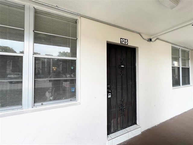 2 of 18 - 2650 Nw 49th Ave 125, Lauderdale Lakes, FL