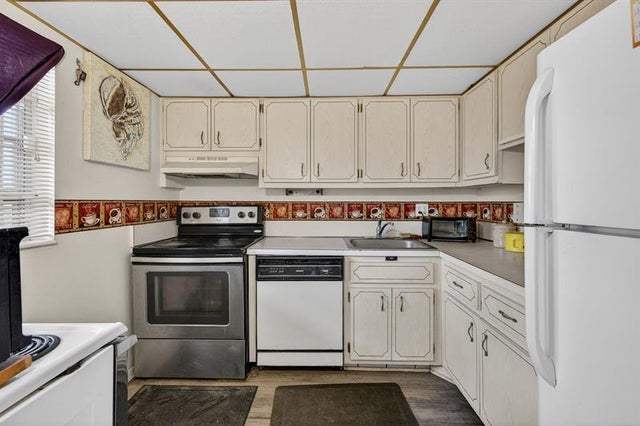 2 of 17 - 3051 Nw 46th Ave 405, Lauderdale Lakes, FL