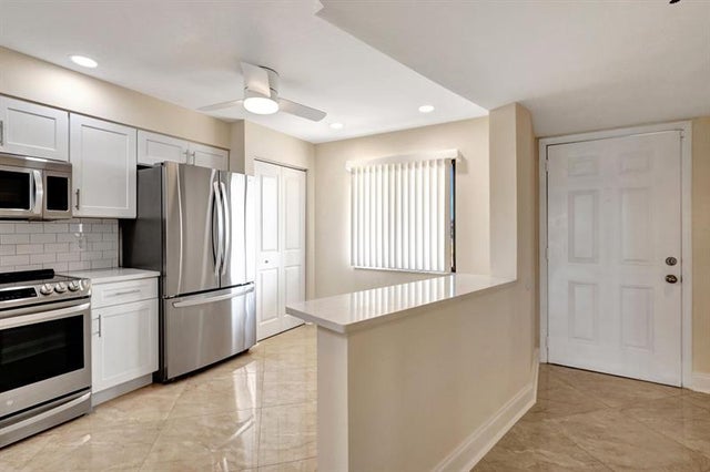 4 of 27 - 14460 Strathmore Ln 807, Delray Beach, FL