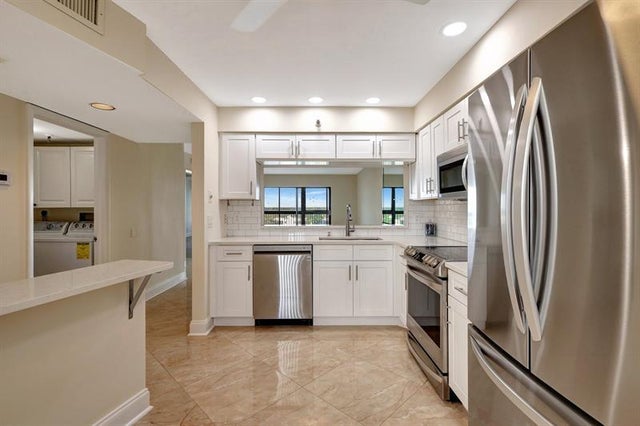 5 of 27 - 14460 Strathmore Ln 807, Delray Beach, FL