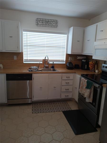 3 of 21 - 9020 Sunrise Lakes Blvd 304, Sunrise, FL