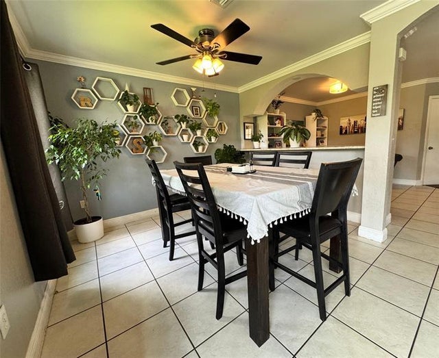 4 of 17 - 8924 Nw 53rd Ct, Sunrise, FL