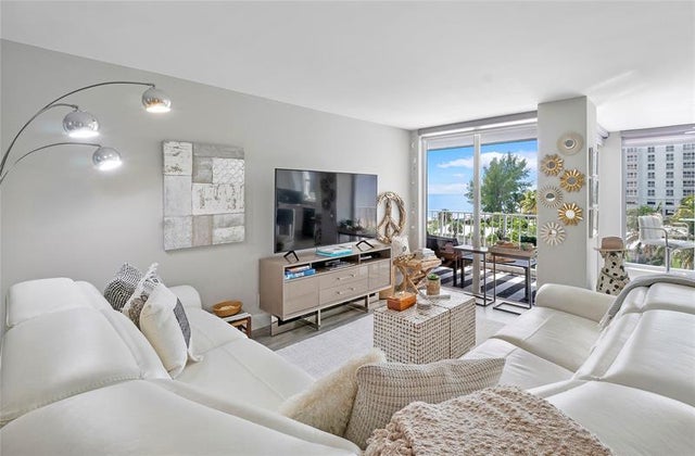 5 of 24 - 1010 S Ocean Blvd 504, Pompano Beach, FL