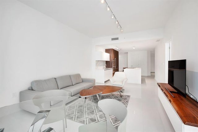 4 of 23 - 851 Ne 1st Ave 2005, Miami, FL