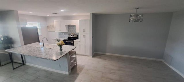 5 of 19 - 14588 Canalview Dr C, Delray Beach, FL