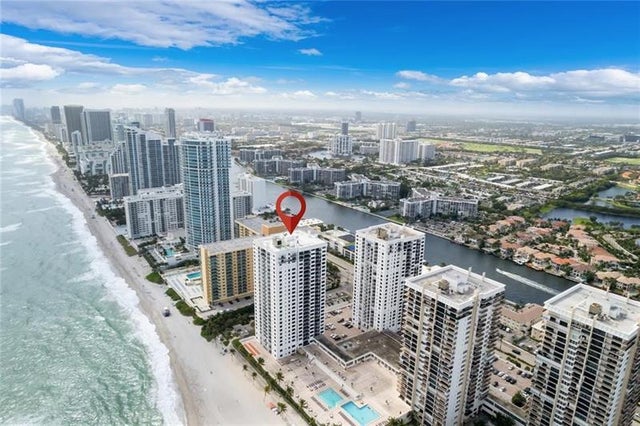 2 of 36 - 2301 S Ocean Dr 1707, Hollywood, FL