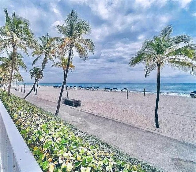 4 of 36 - 2301 S Ocean Dr 1707, Hollywood, FL