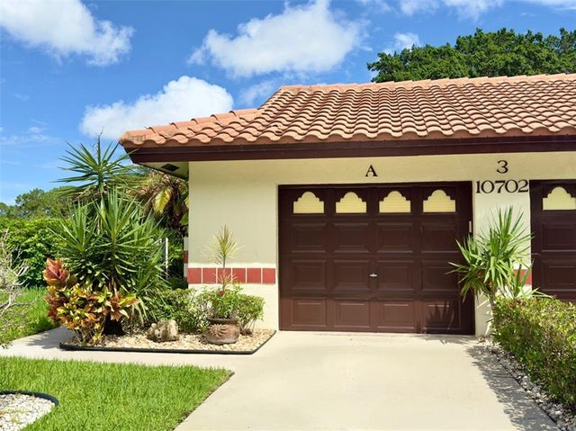 3 of 65 - 10702 Beach Palm Ct A, Boynton Beach, FL