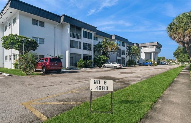 3 of 26 - 4880 Nw 22nd St 309, Lauderhill, FL