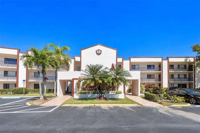 9635 N Belfort Cir 109, Tamarac