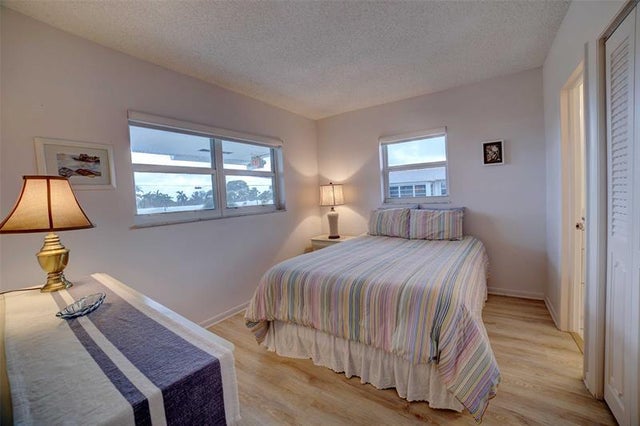 5 of 26 - 1801 Ocean Dr 201, Boynton Beach, FL