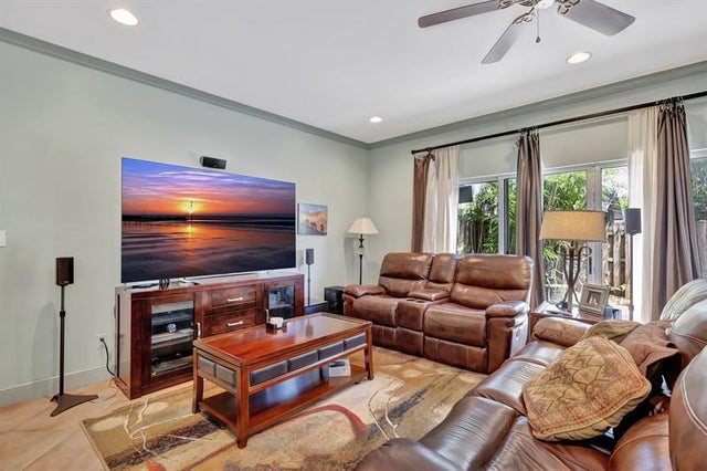 4 of 29 - 808 4th Ave, Fort Lauderdale, FL