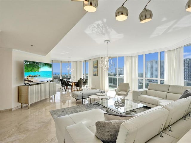 2 of 40 - 3100 N Ocean Blvd 808, Fort Lauderdale, FL