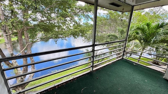 3 of 35 - 5103 Nw 35th St 606, Lauderdale Lakes, FL