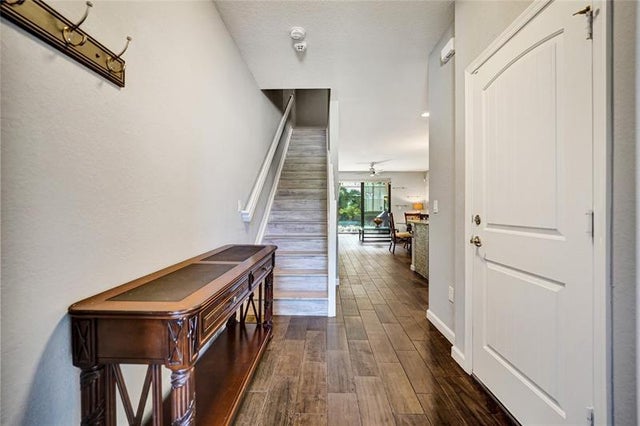 4 of 26 - 4228 N Dixie Hwy 106, Oakland Park, FL