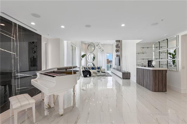 4 of 53 - 350 Se 2nd St Gph-90, Fort Lauderdale, FL