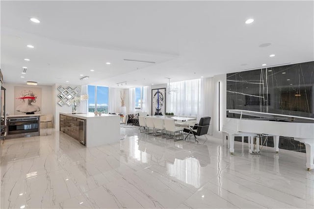 5 of 53 - 350 Se 2nd St Gph-90, Fort Lauderdale, FL