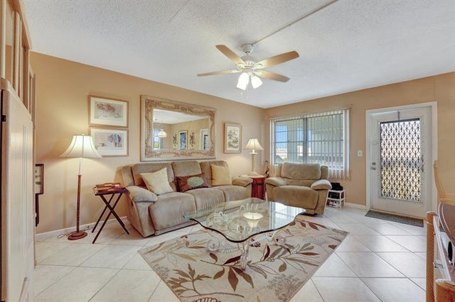 2 of 65 - 4020 Cambridge A 4020, Deerfield Beach, FL