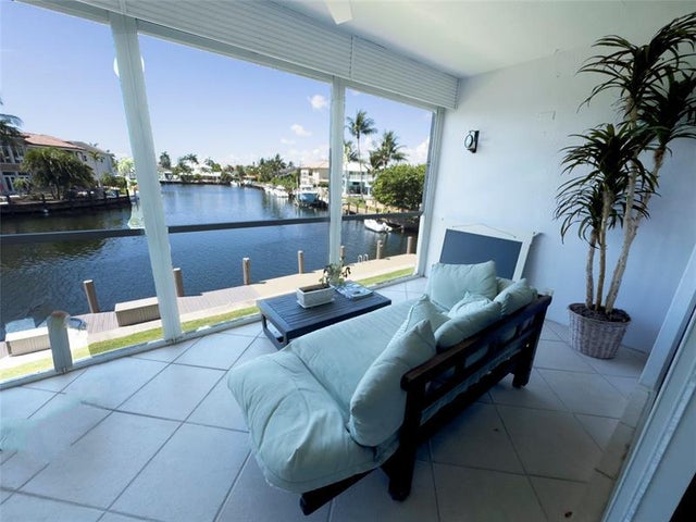 4 of 14 - 2330 Ne 36th Street 11, Lighthouse Point, FL