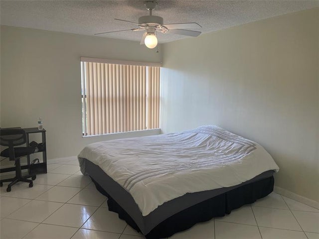 5 of 18 - 2059 Sw 15th St 225, Deerfield Beach, FL