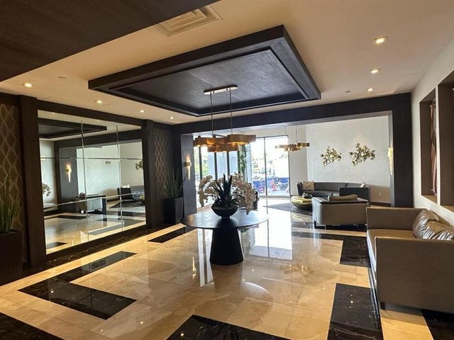 3 of 24 - 20505 E Country Club Dr 637, Aventura, FL