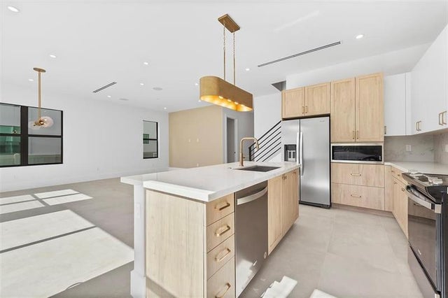 2 of 22 - 3300 Sw 15th Ave 3300, Fort Lauderdale, FL
